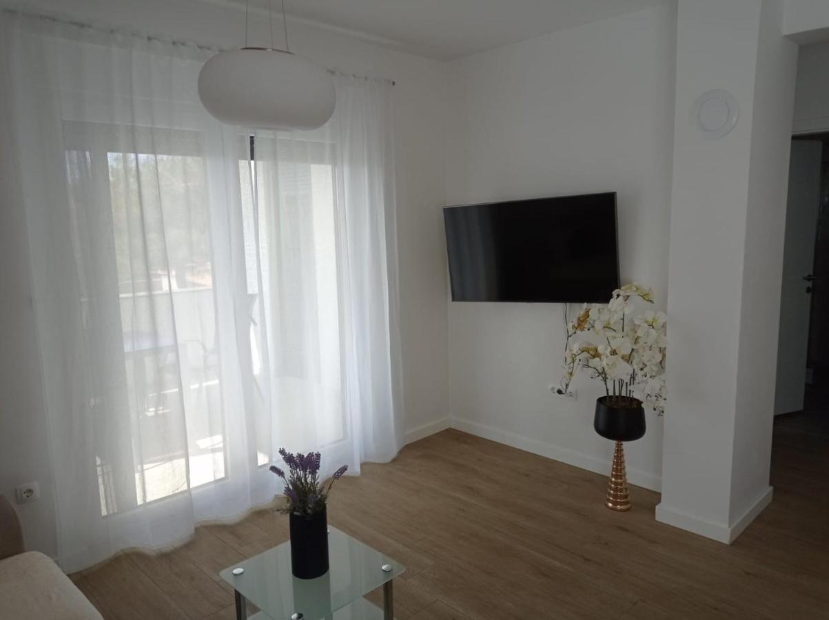Apartman Franc S Vir Exterior foto